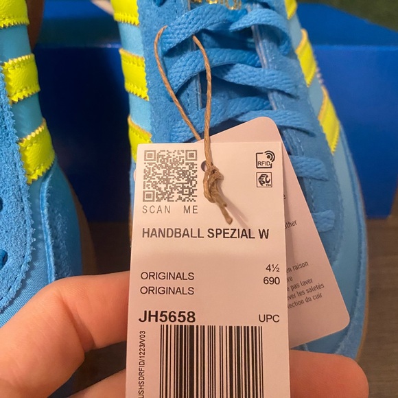 {JH5658} ADIDAS HANDBALL SPEZIAL ‘SKY RUSH’ Women’s
BRAND NEW - Picture 9 of 11